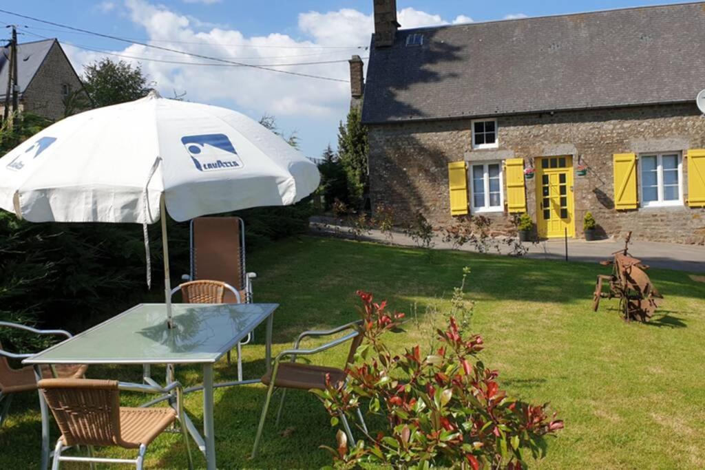 Chaulieu Cottage near Sourdeval 50150 Normandie Saint-Martin-de-Chaulieu Extérieur photo